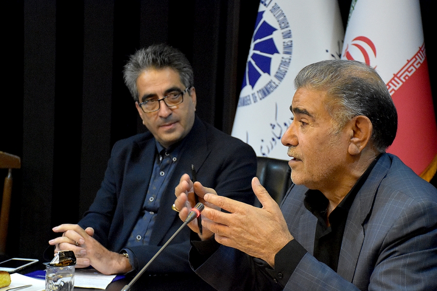 نشست انجمن ارگانیک استان کرمانشاه با حضور جمعی از فعالان صنایع غذایی